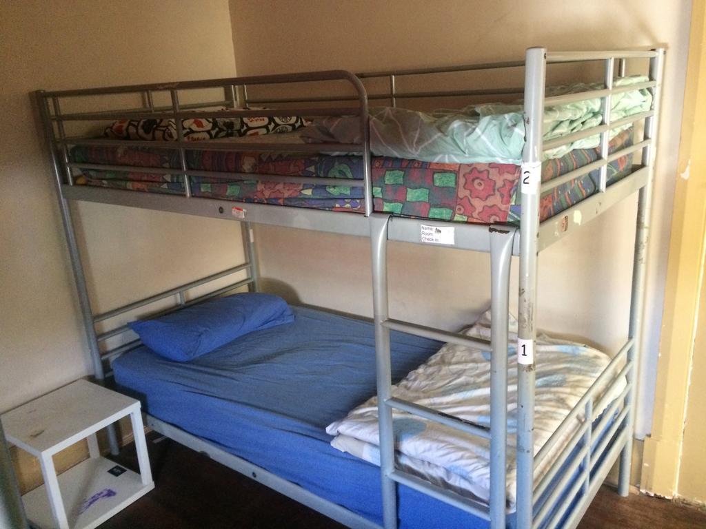 Planet Inn Backpackers 퍼스 외부 사진